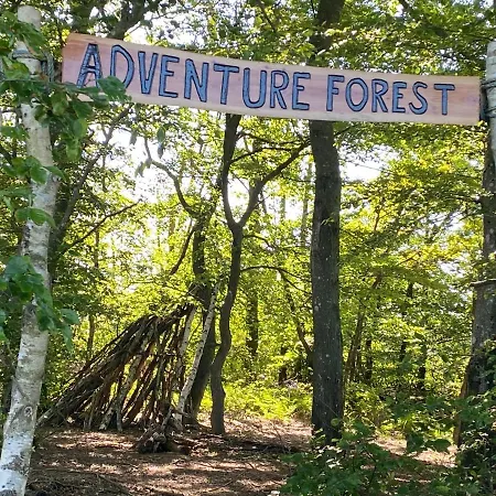Adventure Cabins * ビルン